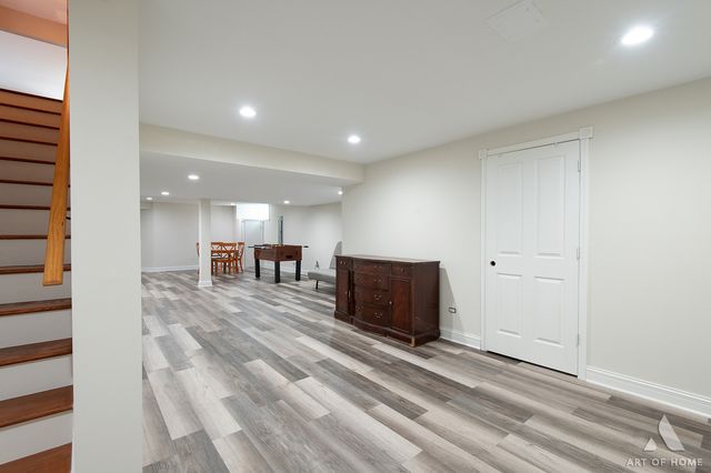 1216 JANAS Lane, Lemont, IL 60439
