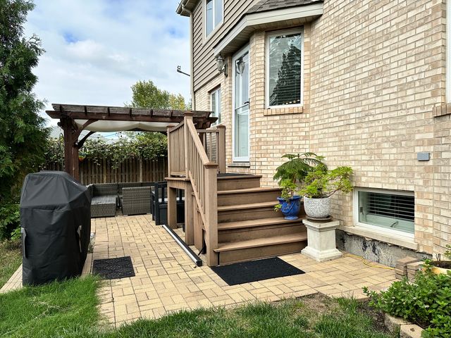 1216 JANAS Lane, Lemont, IL 60439