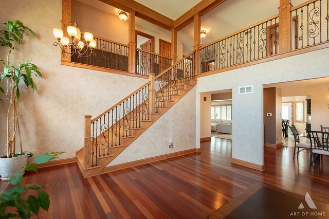 1216 JANAS Lane, Lemont, IL 60439