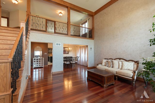 1216 JANAS Lane, Lemont, IL 60439
