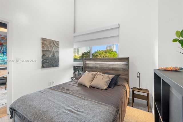 1600 SW 1st Avenue 307, Miami, FL 33129