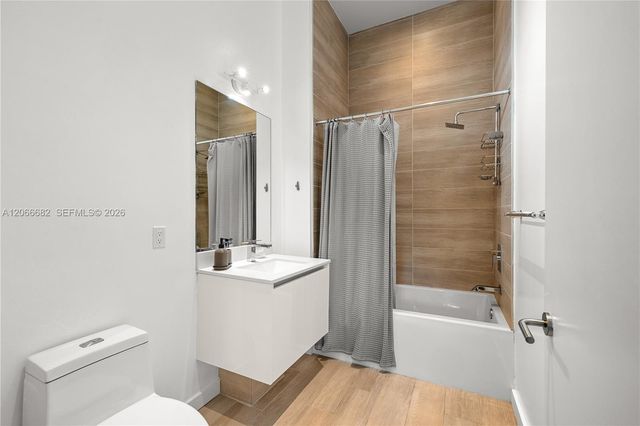 1600 SW 1st Avenue 307, Miami, FL 33129