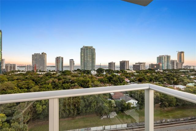 1600 SW 1st Avenue 307, Miami, FL 33129
