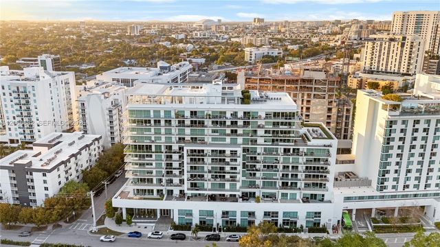 1600 SW 1st Avenue 307, Miami, FL 33129