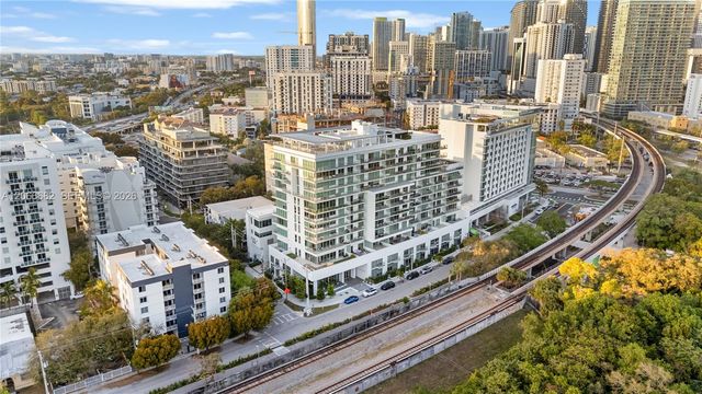 1600 SW 1st Avenue 307, Miami, FL 33129