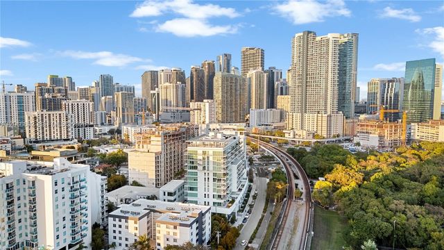 1600 SW 1st Avenue 307, Miami, FL 33129