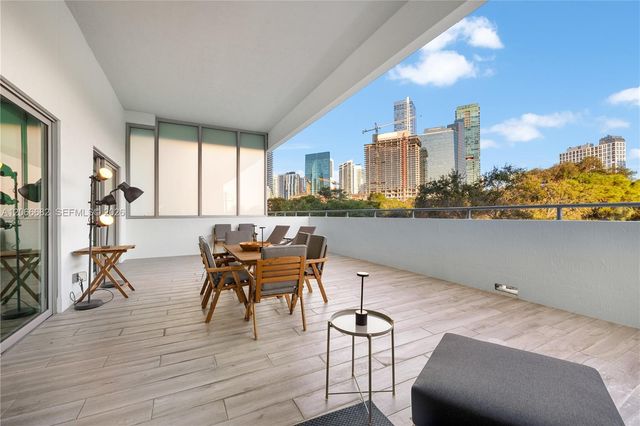 1600 SW 1st Avenue 307, Miami, FL 33129