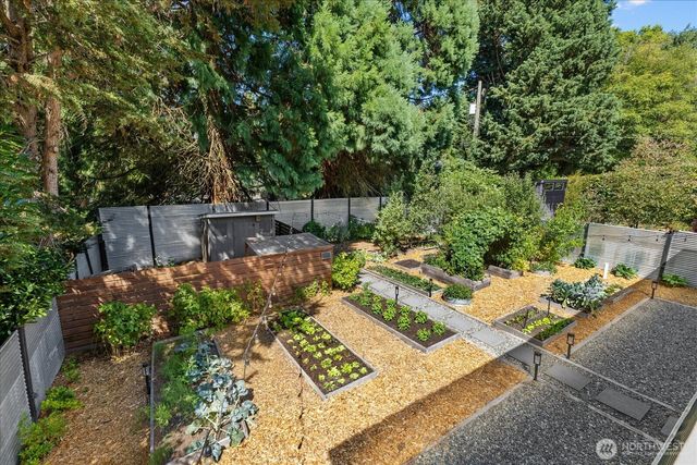 2752 NE 103rd Street, Seattle, WA 98125
