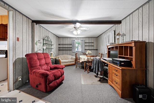 302 TYLER AVE, Carneys Point, NJ 08069
