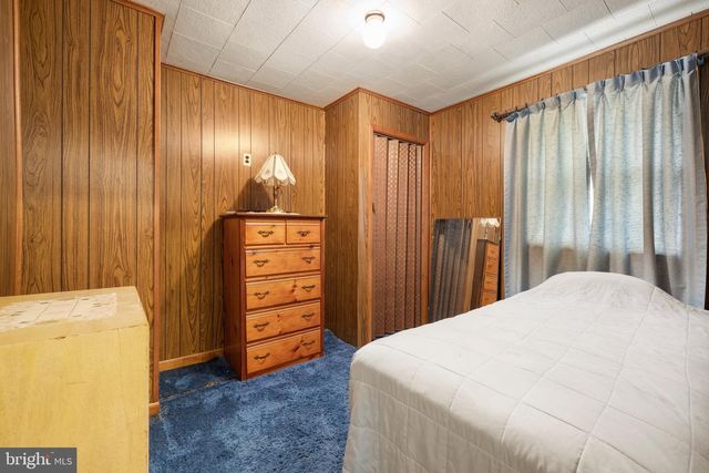 302 TYLER AVE, Carneys Point, NJ 08069