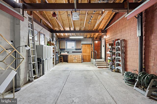 302 TYLER AVE, Carneys Point, NJ 08069