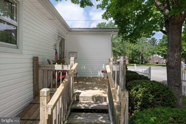 302 TYLER AVE, Carneys Point, NJ 08069