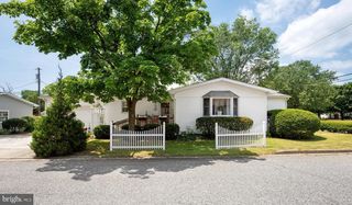302 TYLER AVE, Carneys Point, NJ 08069