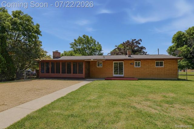 5068 Monticello Drive, Flint Charter Township, MI 48473