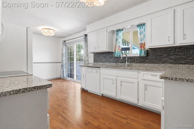 5068 Monticello Drive, Flint Charter Township, MI 48473