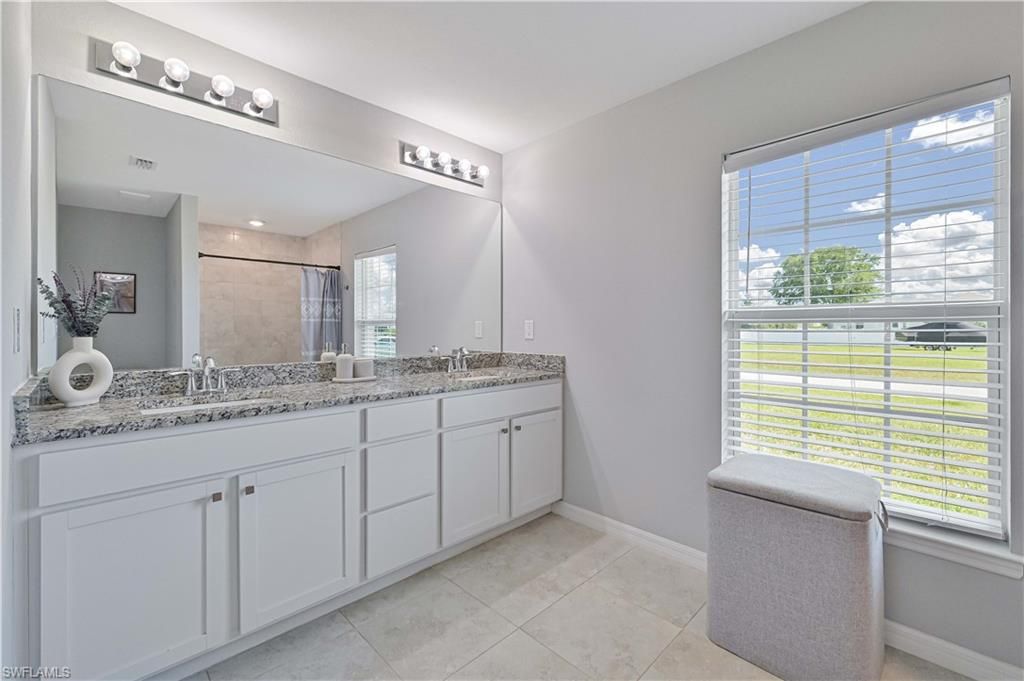 Image 16 of property listing at 2433 NW 3rd TER, Cape Coral, FL 33993