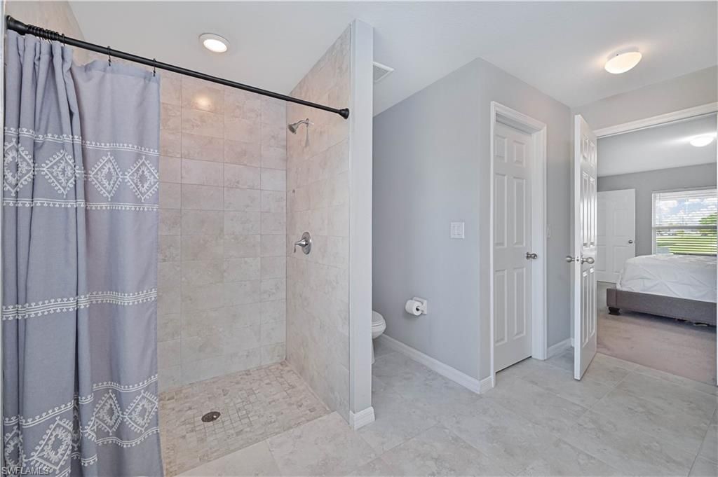 Image 17 of property listing at 2433 NW 3rd TER, Cape Coral, FL 33993