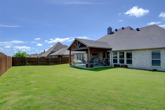 1456 Silent Springs Drive, Fort Worth, TX 76052