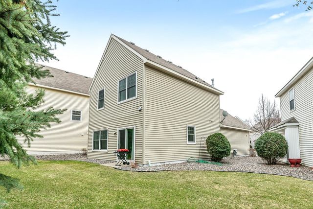 8789 N Bay Drive, Chanhassen, MN 55317