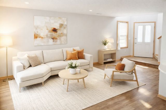 8789 N Bay Drive, Chanhassen, MN 55317