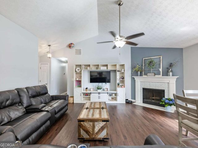 95 Joshua Way, Hoschton, GA 30548