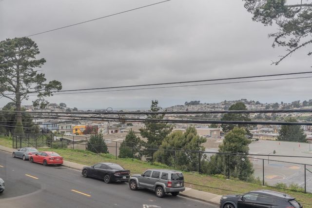 237 Bellevue Avenue, Daly City, CA 94014