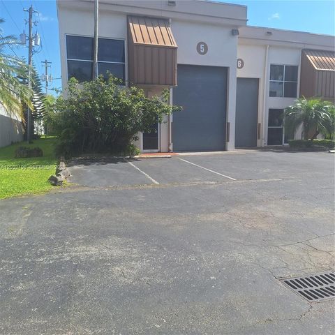 14250 SW 136th Street 5, Miami, FL 33186