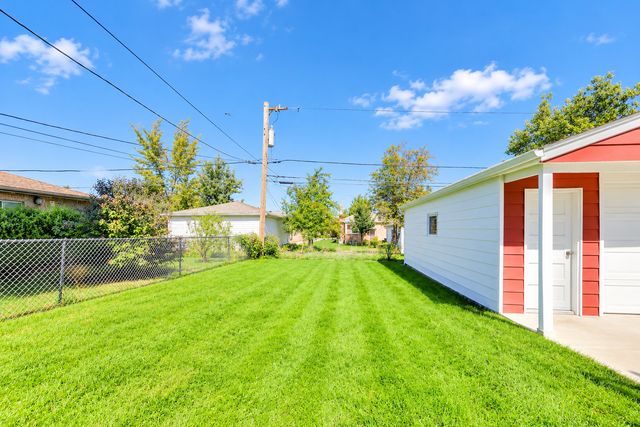 7510 W Jonquil Terrace, Niles, IL 60714