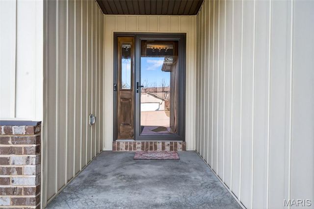 28 Bittersweet Drive, Troy, MO 63379