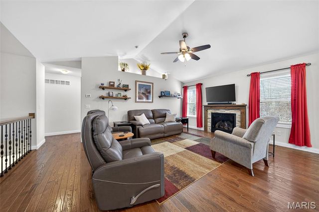 28 Bittersweet Drive, Troy, MO 63379