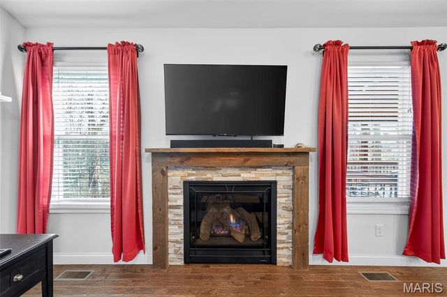 28 Bittersweet Drive, Troy, MO 63379