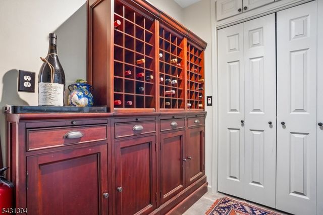 29 Blackberry Ln, Morris Twp., NJ 07960