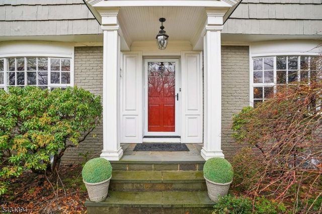 29 Blackberry Ln, Morris Twp., NJ 07960