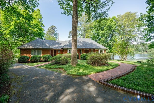 14491 Three Oaks Ter, Montpelier, VA 23192