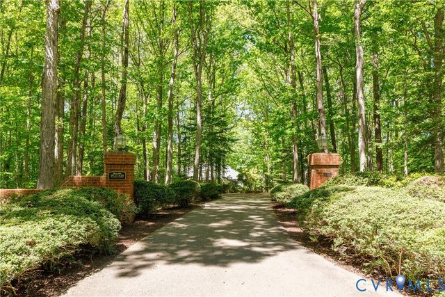 14491 Three Oaks Ter, Montpelier, VA 23192