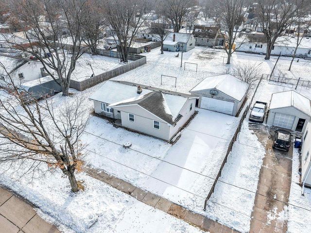 621 W 7TH STREET, Kaukauna, WI 54130