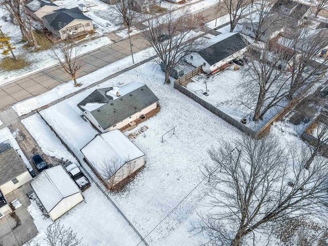 621 W 7TH STREET, Kaukauna, WI 54130