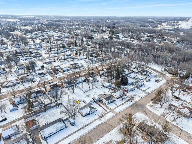 621 W 7TH STREET, Kaukauna, WI 54130