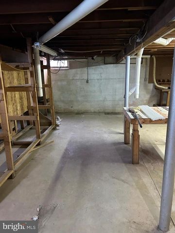 571 BEECH AVE, Hershey, PA 17033