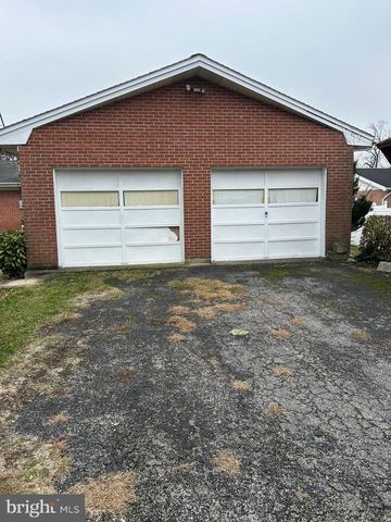 571 BEECH AVE, Hershey, PA 17033