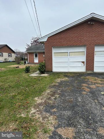 571 BEECH AVE, Hershey, PA 17033