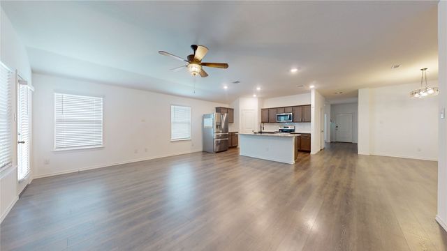 717 Cottonwood Way, Royse City, TX 75189