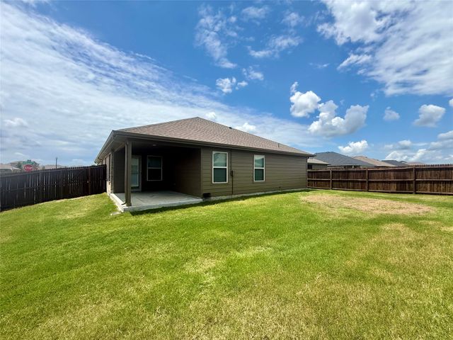 717 Cottonwood Way, Royse City, TX 75189