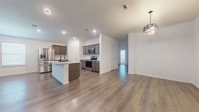 717 Cottonwood Way, Royse City, TX 75189