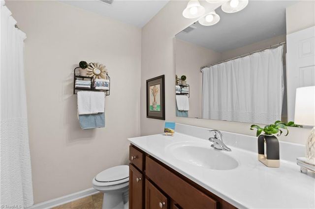 93 Geoffrey Way, Kernersville, NC 27284