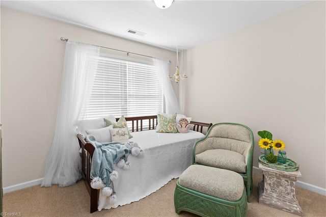 93 Geoffrey Way, Kernersville, NC 27284