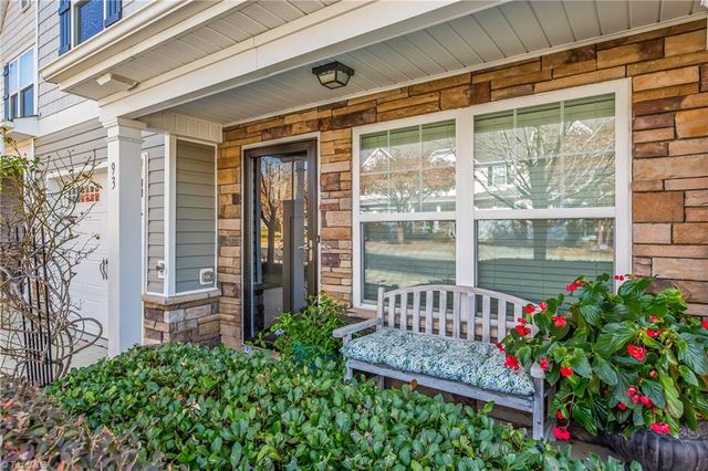 93 Geoffrey Way, Kernersville, NC 27284