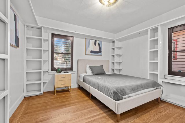 3225 D St, Sacramento, CA 95816