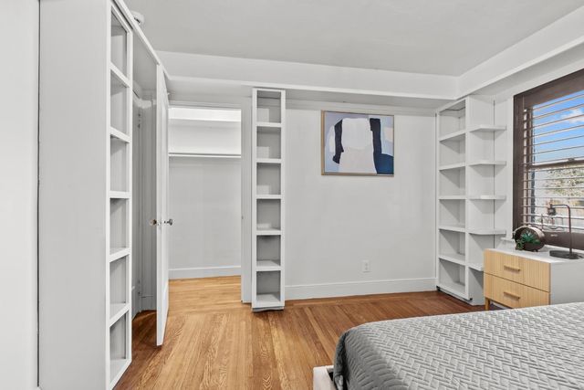 3225 D St, Sacramento, CA 95816