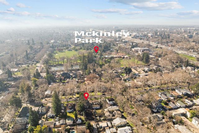 3225 D St, Sacramento, CA 95816